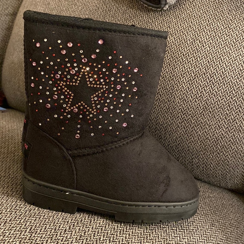 Rampage Girls Black Microsuede Boots with rhinestones